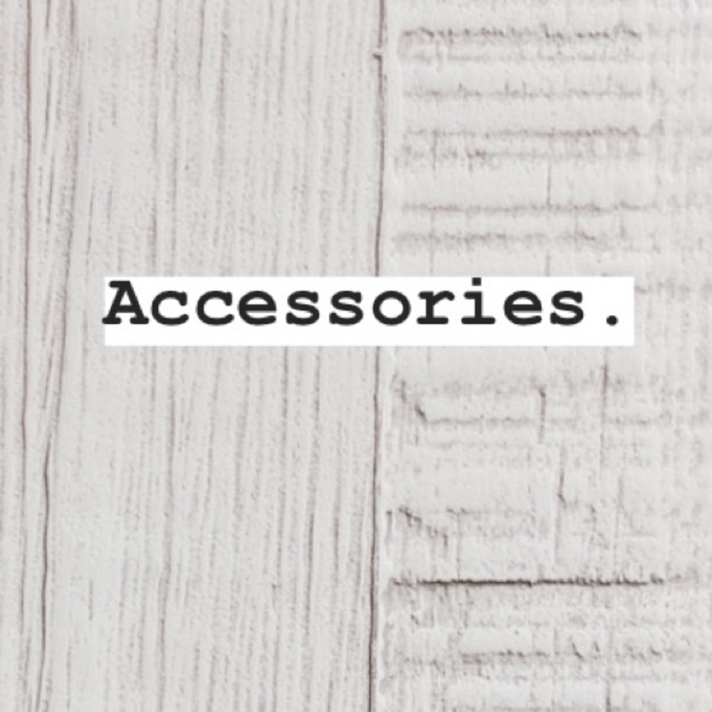 Accessories - Picture 2 of 3